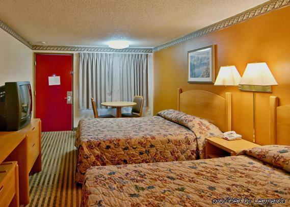 Portland Inn Room photo